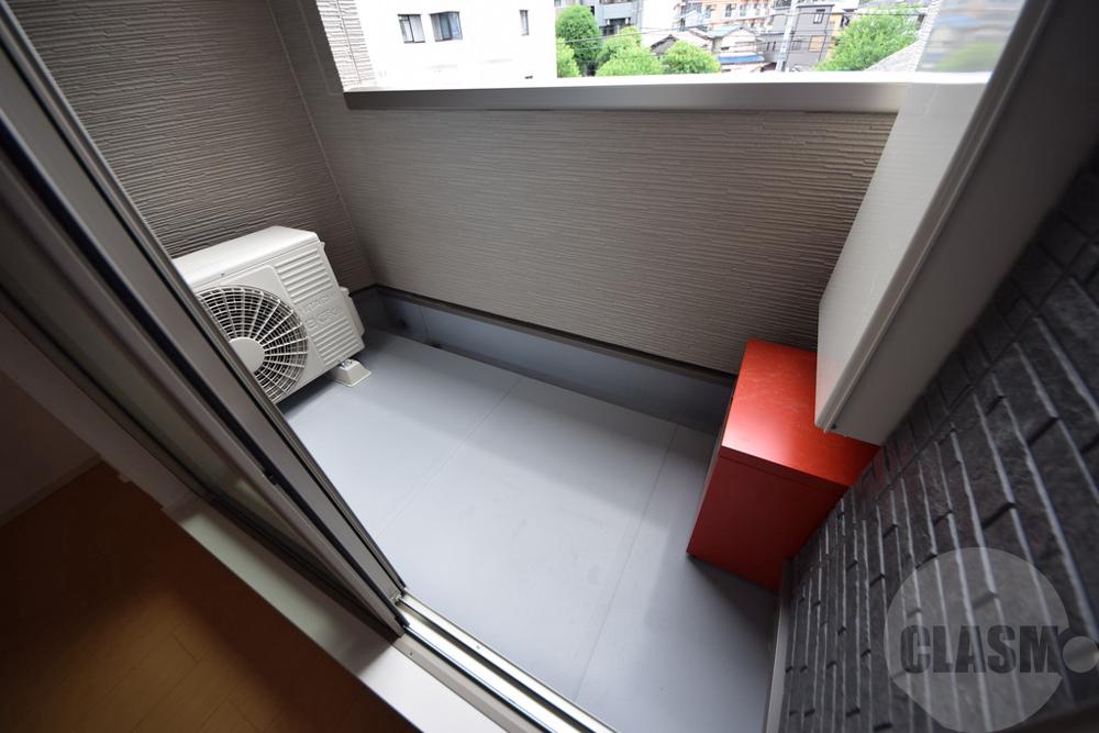 13/30 バルコニー