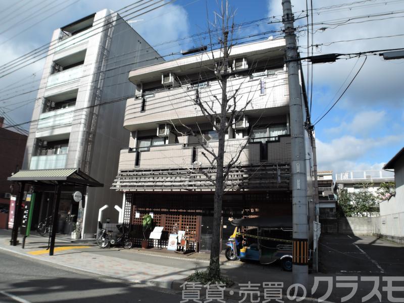 2/3 エントランス