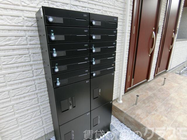 28/30 エントランス