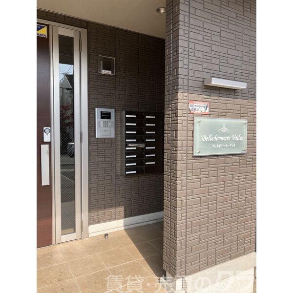 30/30 エントランス