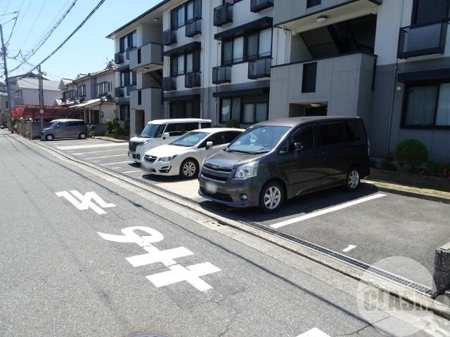 21/30 駐車場