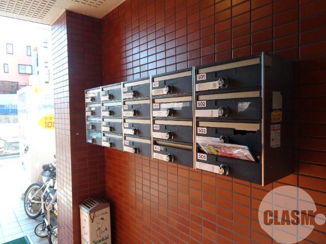 14/19 エントランス