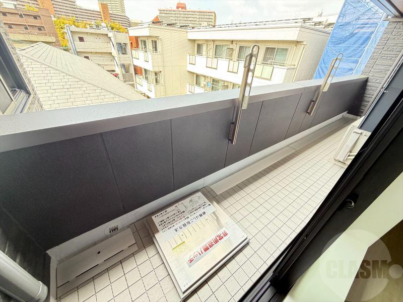 15/28 バルコニー