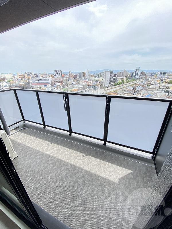 13/26 バルコニー