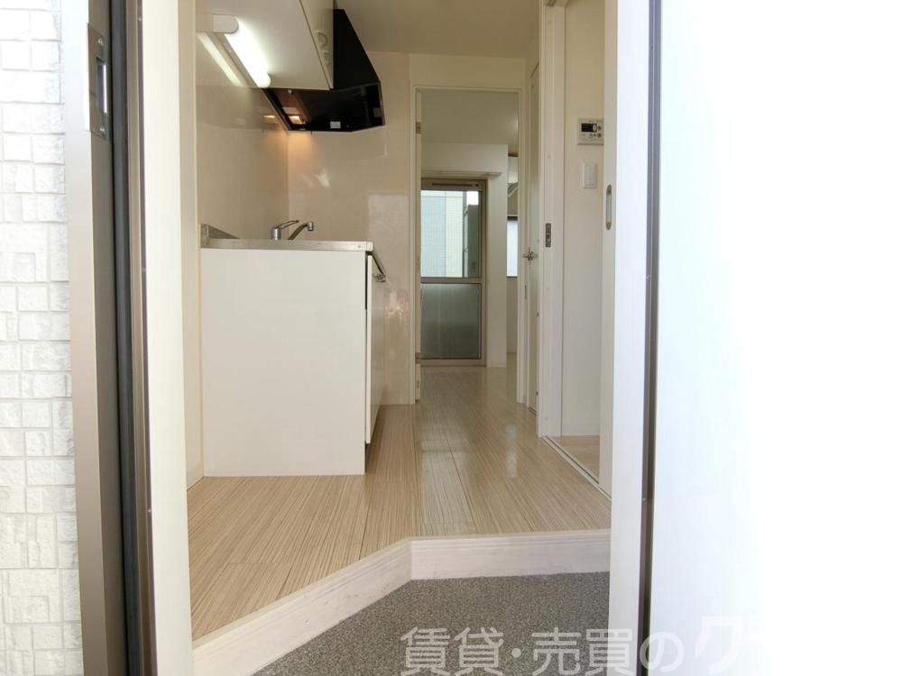 17/30 玄関