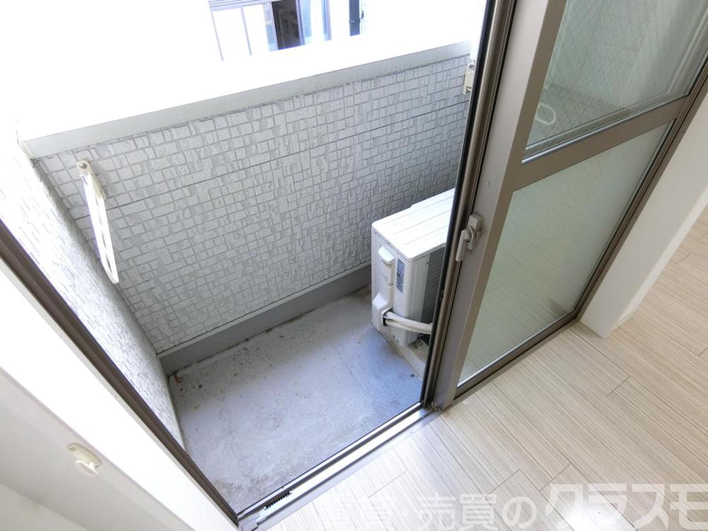 25/30 バルコニー