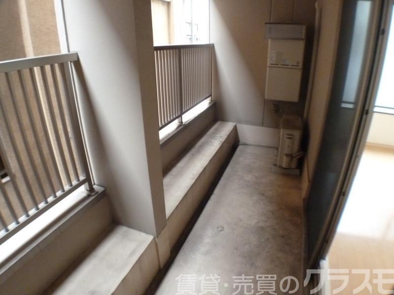 27/30 バルコニー