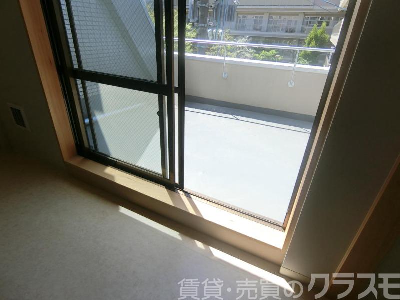 23/30 バルコニー