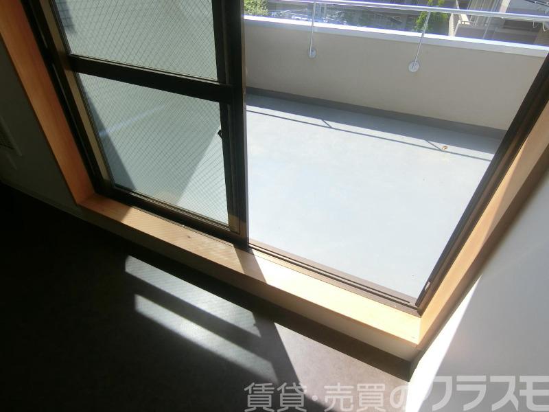 23/30 バルコニー