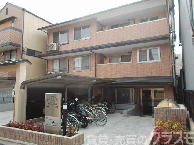 30/30 エントランス