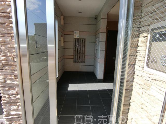 29/30 エントランス