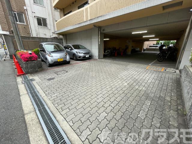 3/7 駐車場