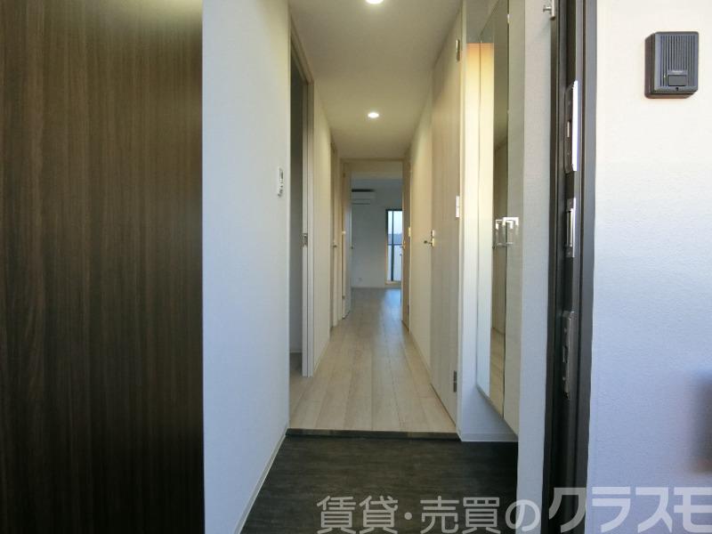 14/30 玄関