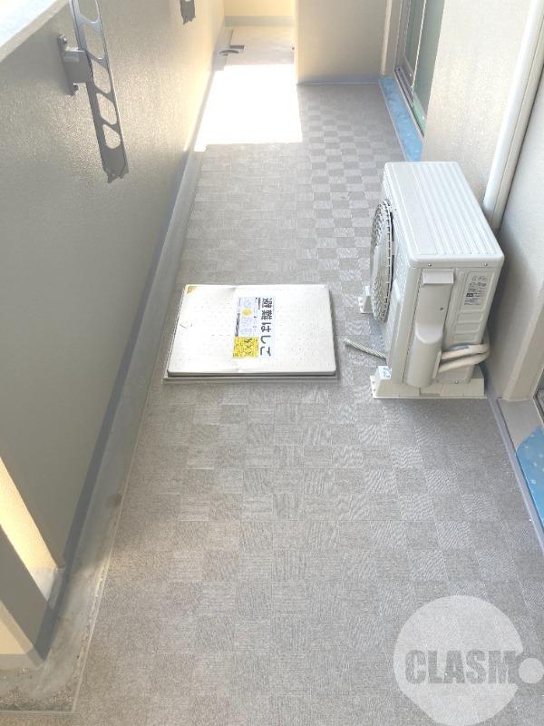 16/27 バルコニー