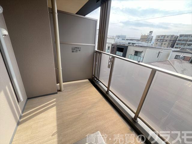 21/30 バルコニー