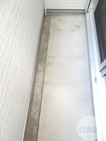 13/23 バルコニー