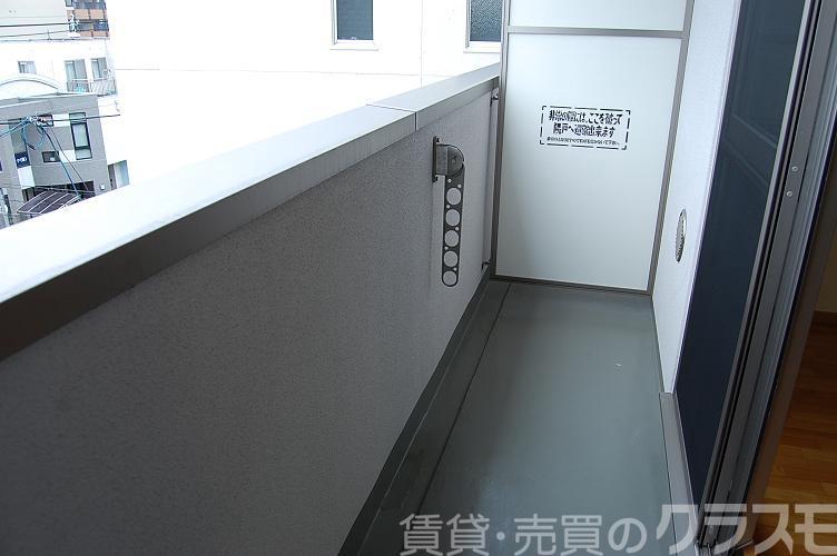 25/30 バルコニー