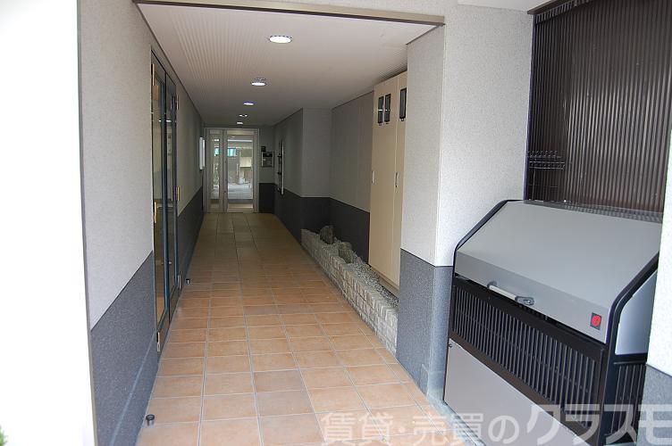 29/30 エントランス