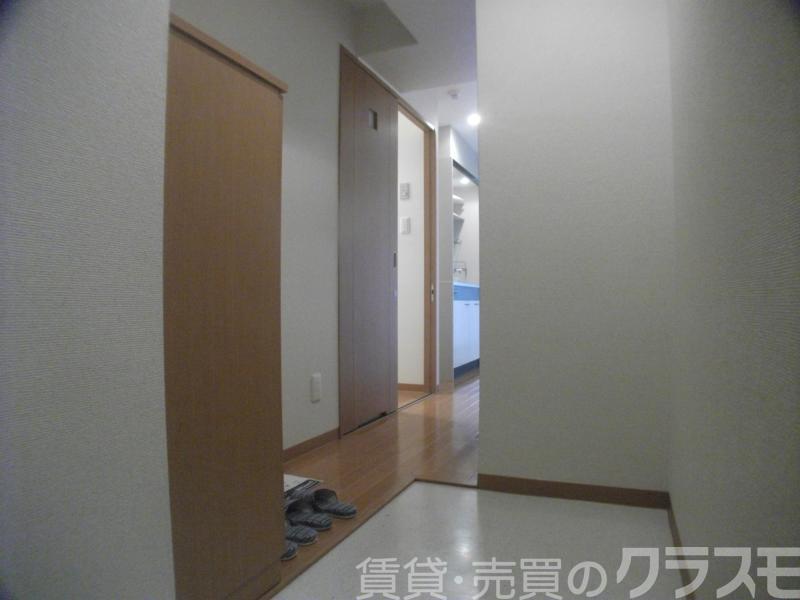 16/30 玄関