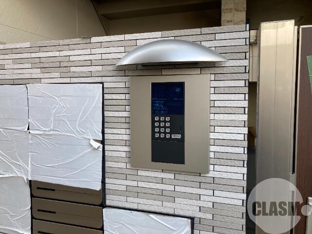 19/30 エントランス