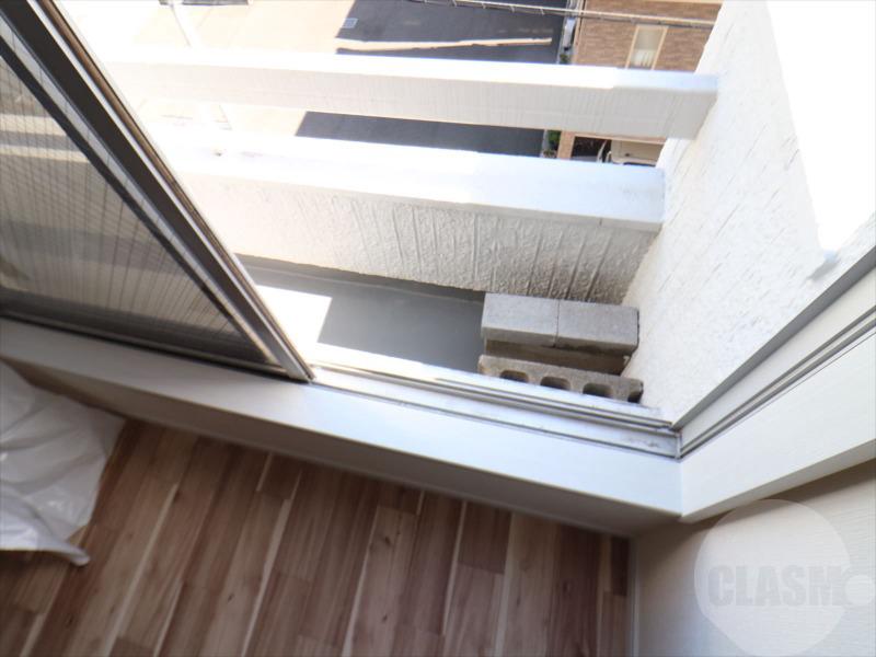 13/25 バルコニー