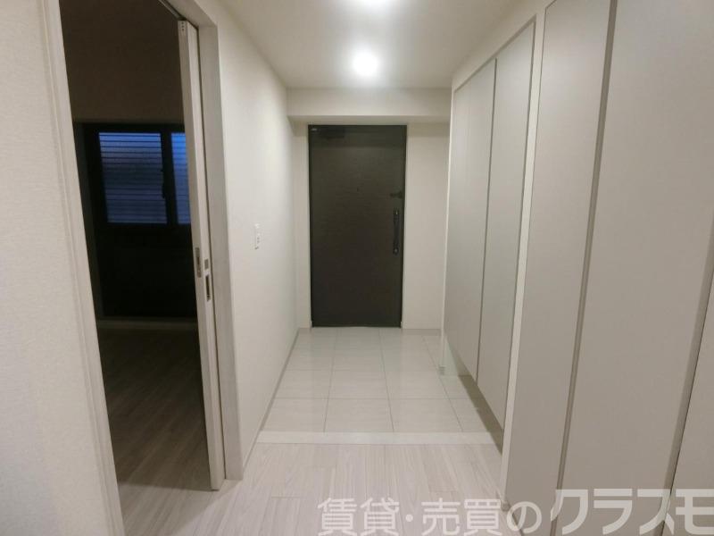 17/30 玄関