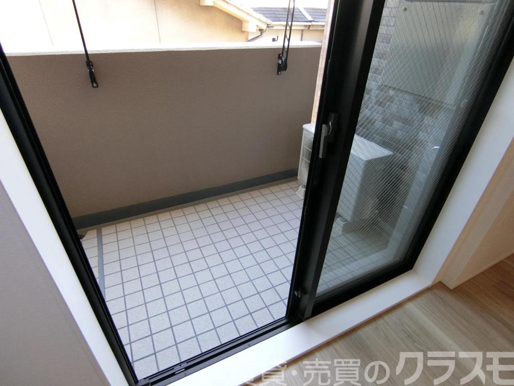 23/30 バルコニー