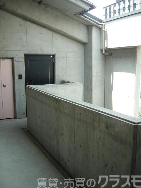 25/30 バルコニー