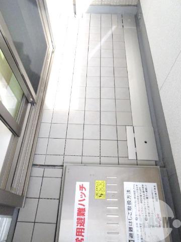 16/27 バルコニー