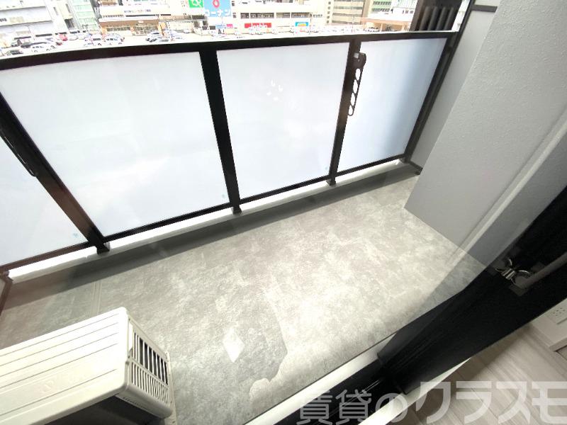 15/28 バルコニー