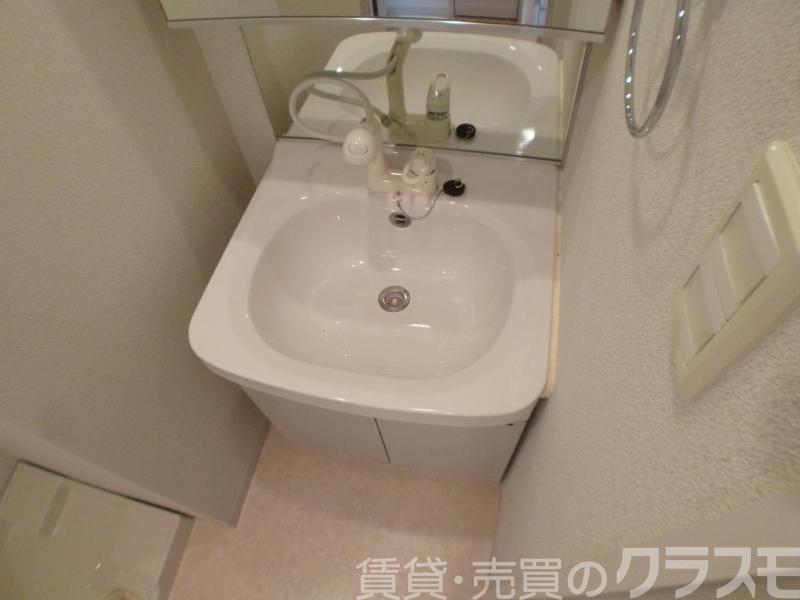 22/30 洗面