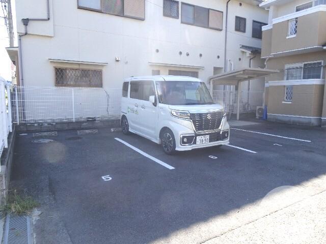 21/30 駐車場