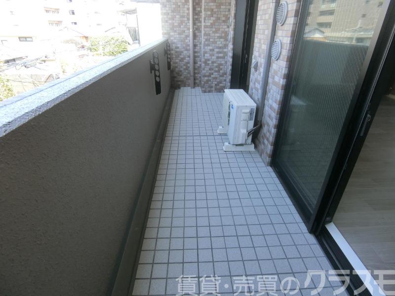 22/30 バルコニー