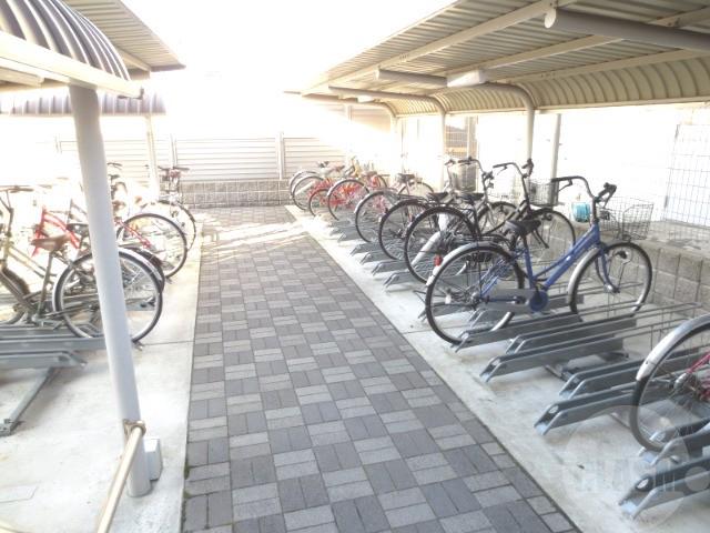 18/30 エントランス