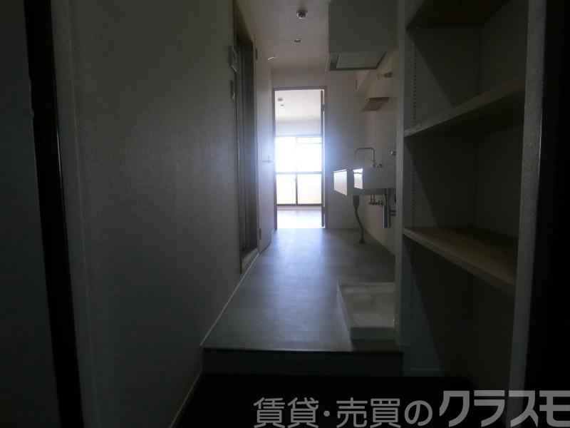 16/30 玄関