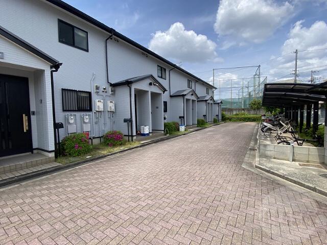 17/28 エントランス