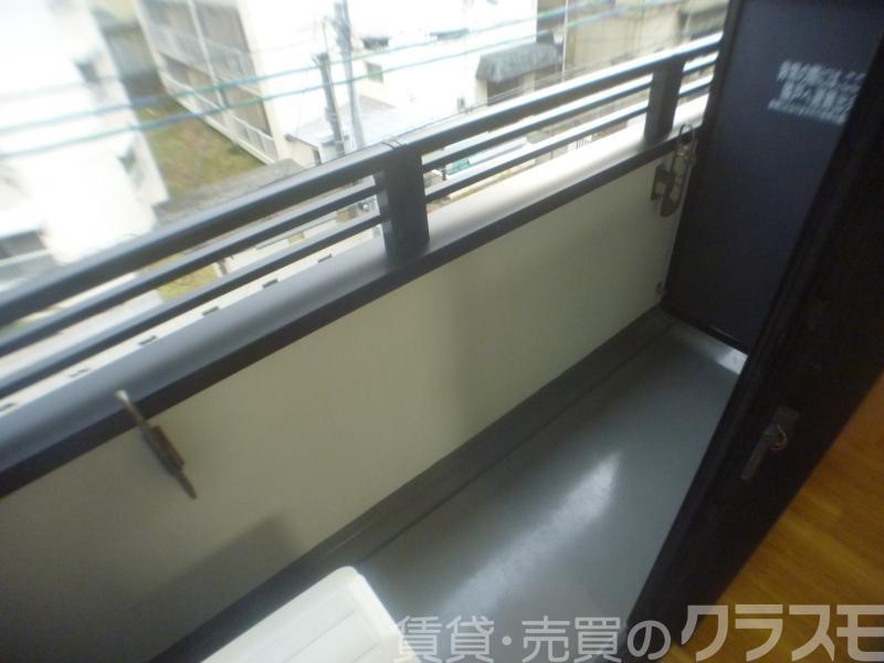 25/30 バルコニー