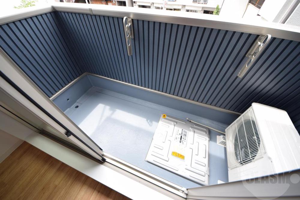 13/30 バルコニー