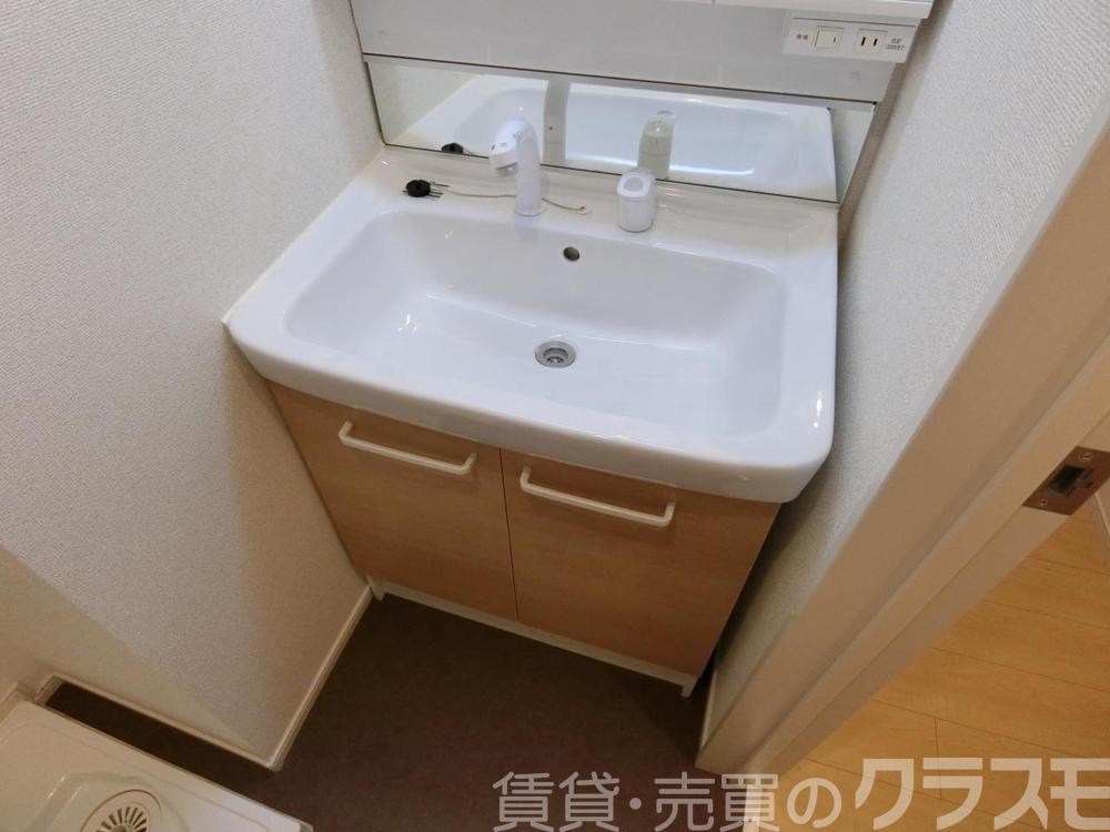 22/30 洗面