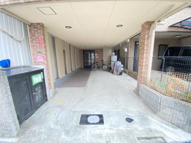 15/24 エントランス