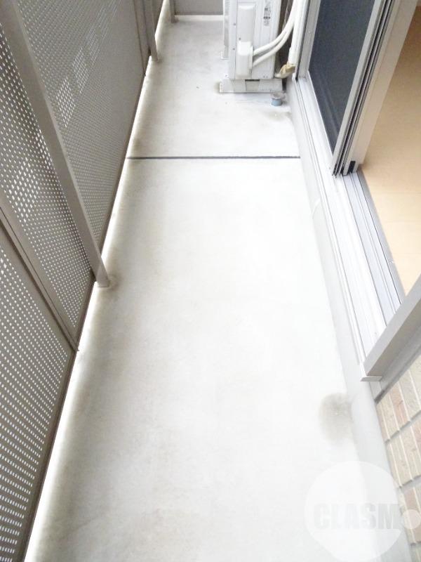 15/28 バルコニー