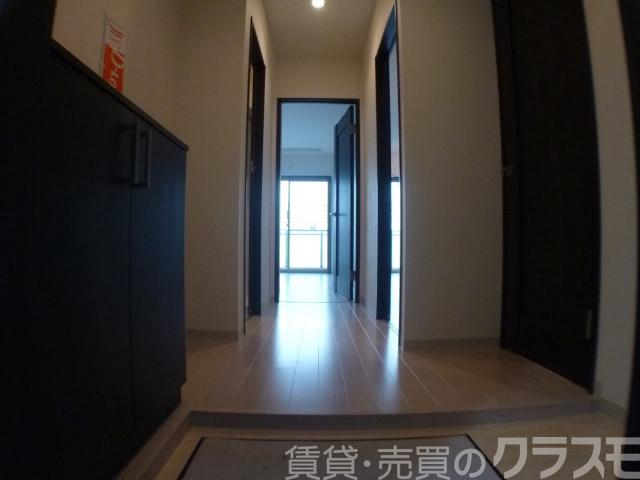 18/30 玄関