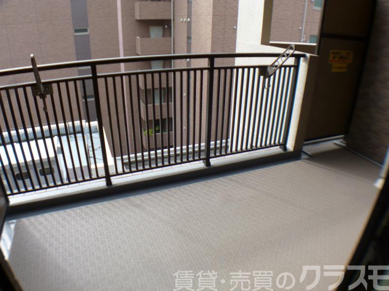 23/30 バルコニー