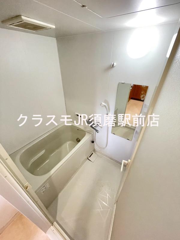 19/30 浴室