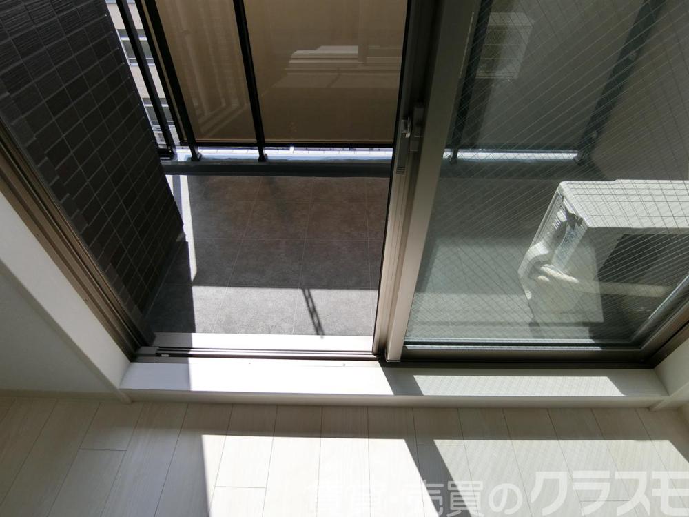 23/30 バルコニー