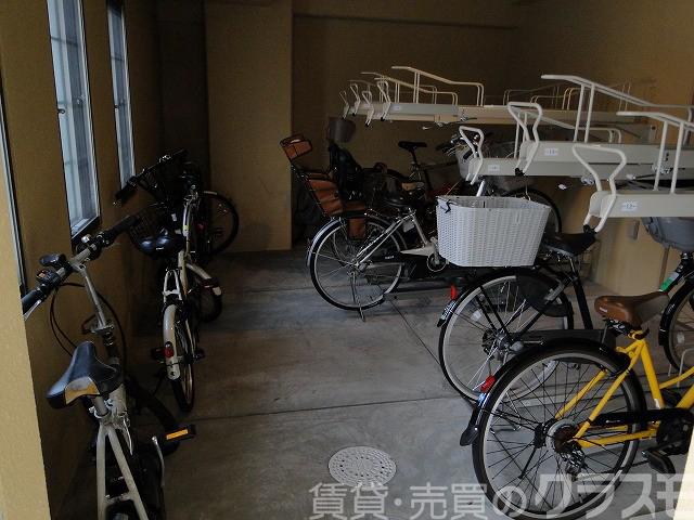 28/30 駐車場