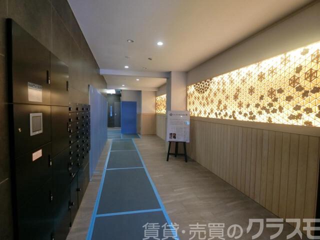 2/4 エントランス