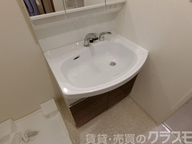 22/30 洗面
