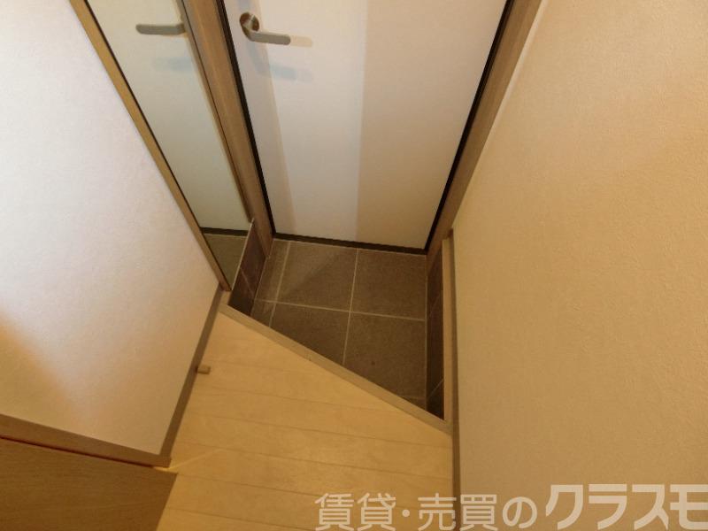 17/30 玄関