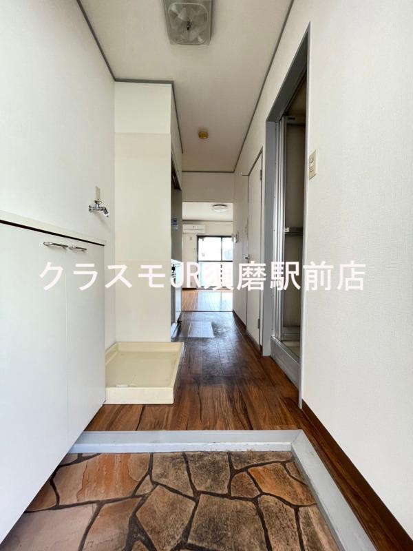 16/30 玄関